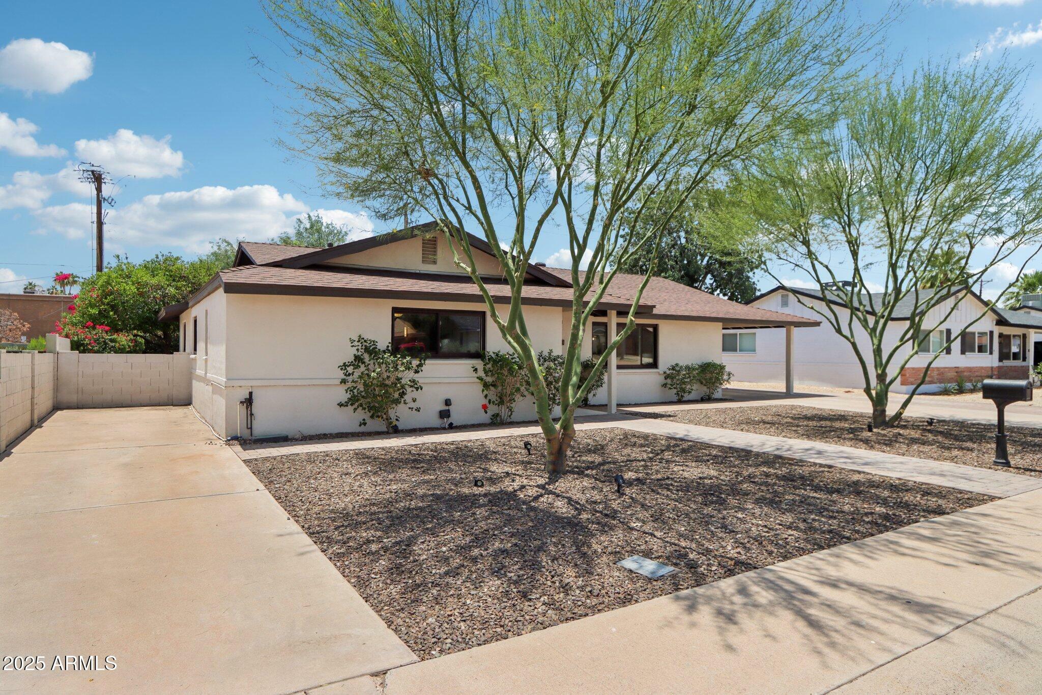 Property Photo: 7049 E Latham Street AZ 85257