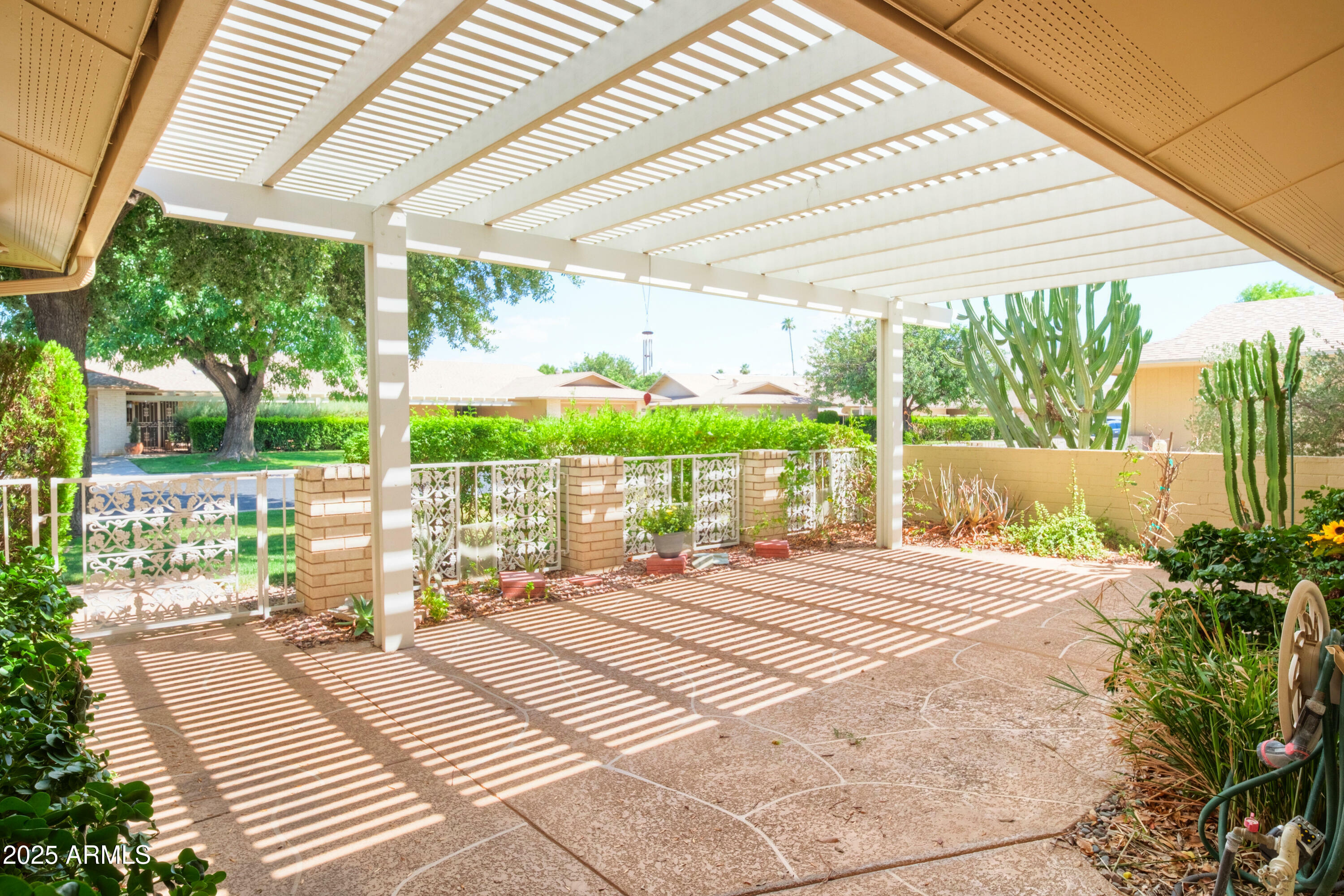 Property Photo: 19030 N Signal Butte Circle AZ 85373