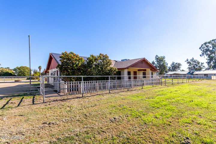 Property Photo: 7425 N Alsup Avenue AZ 85340