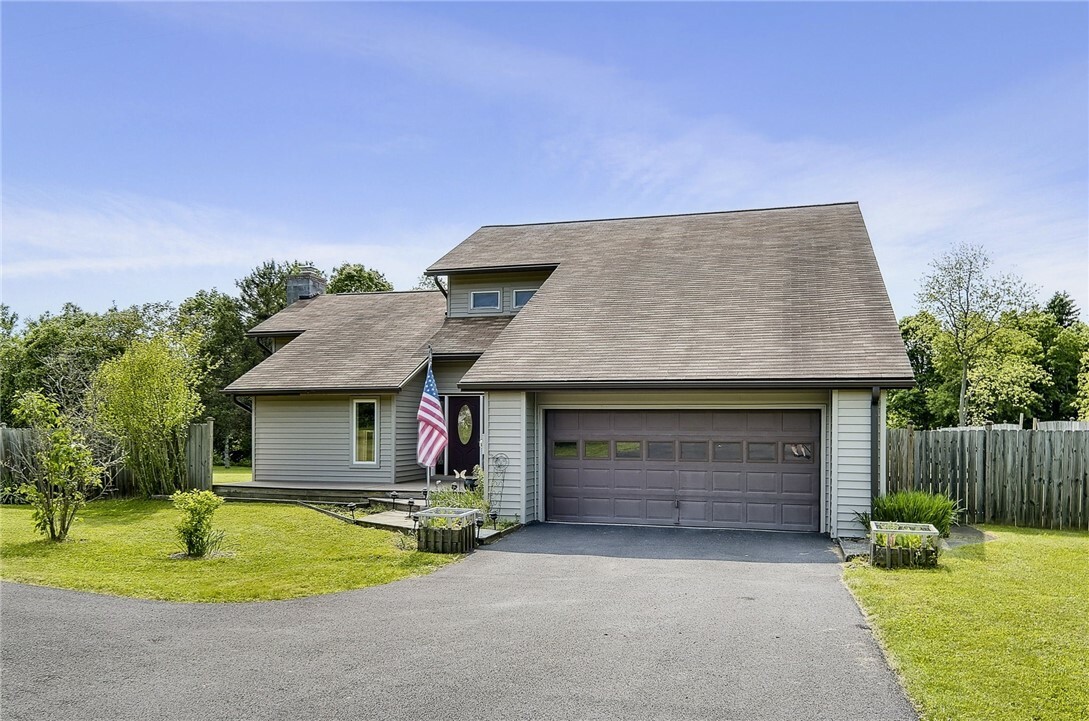 Property Photo:  143 Cedar Lane  NY 13073 