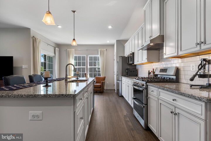 Property Photo:  166 Hood Farm Drive  PA 19390 