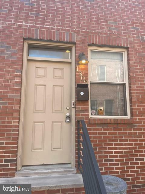 Property Photo: 1309 S Chadwick Street PA 19146