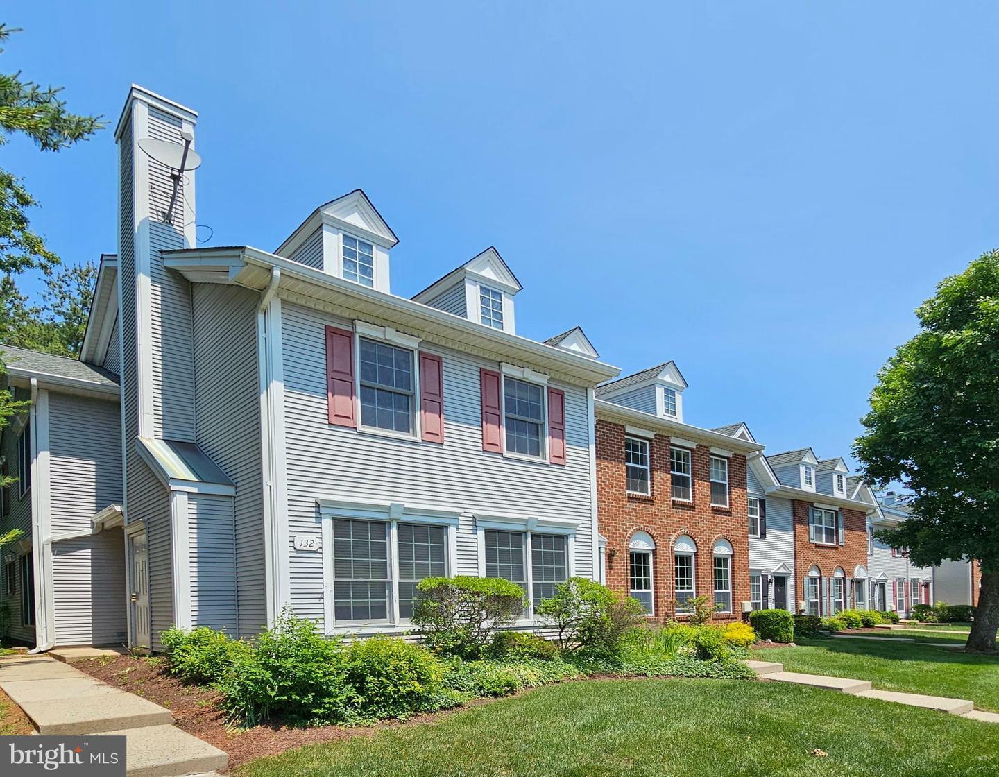 Property Photo: 132 Shrewsbury Court NJ 08534