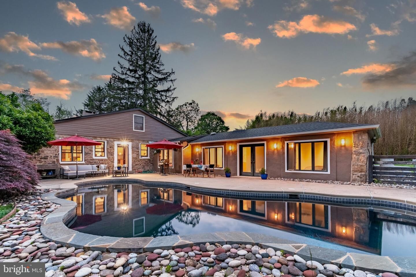 Property Photo:  2539 Aquetong Road  PA 18938 