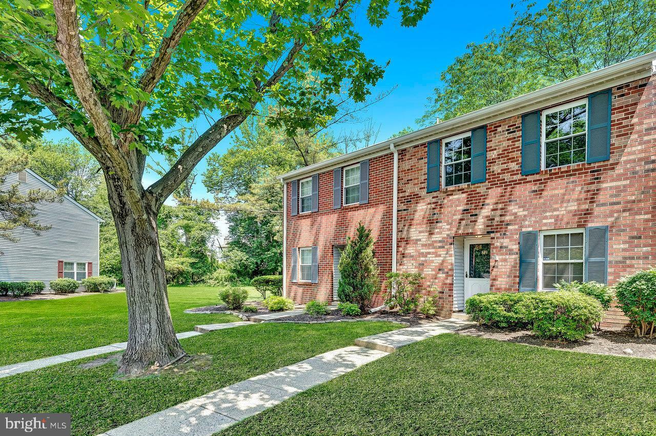 Property Photo: 72 Sycamore Court NJ 08648
