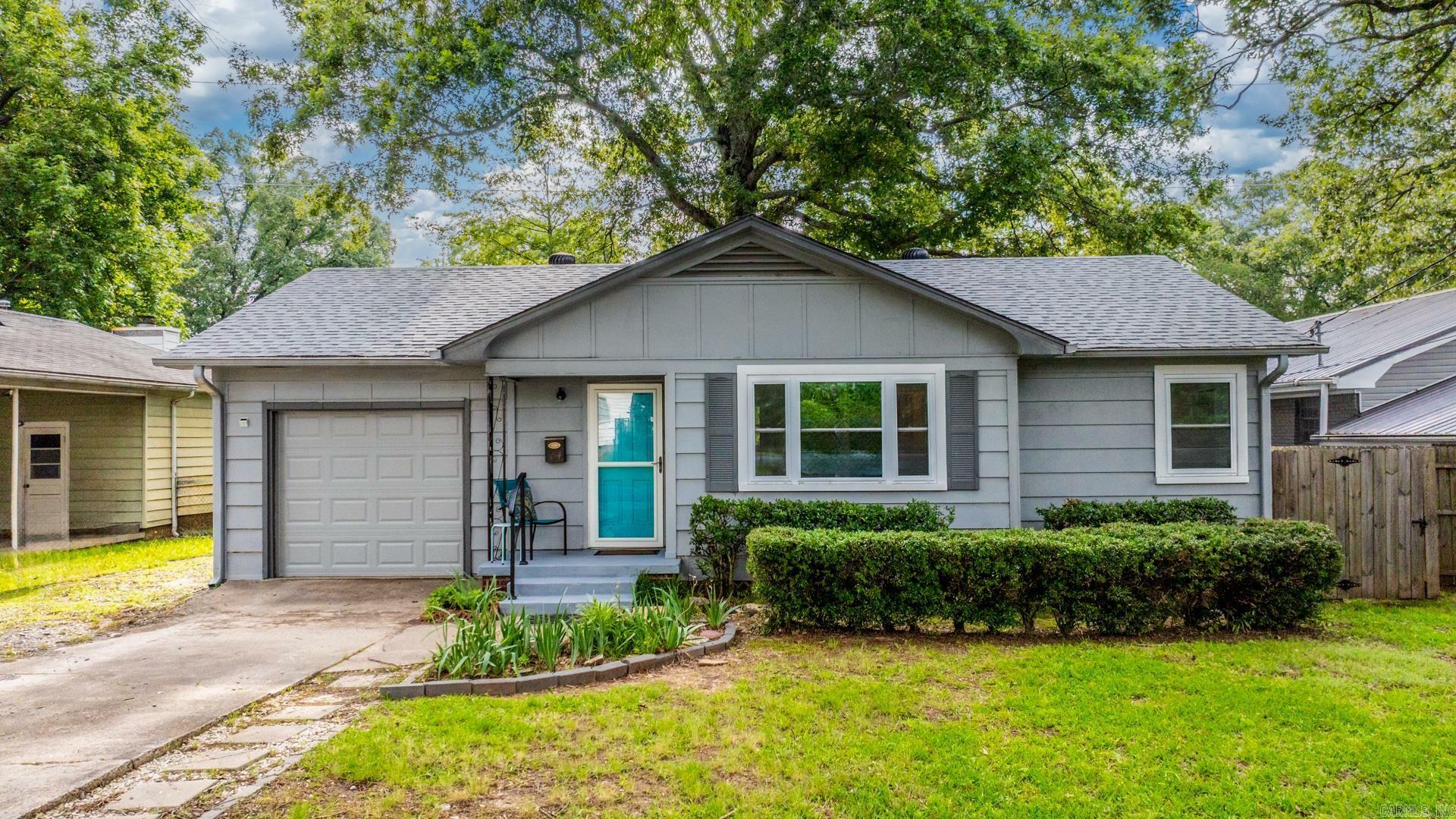 Property Photo: 104 Parkview Drive AR 72118