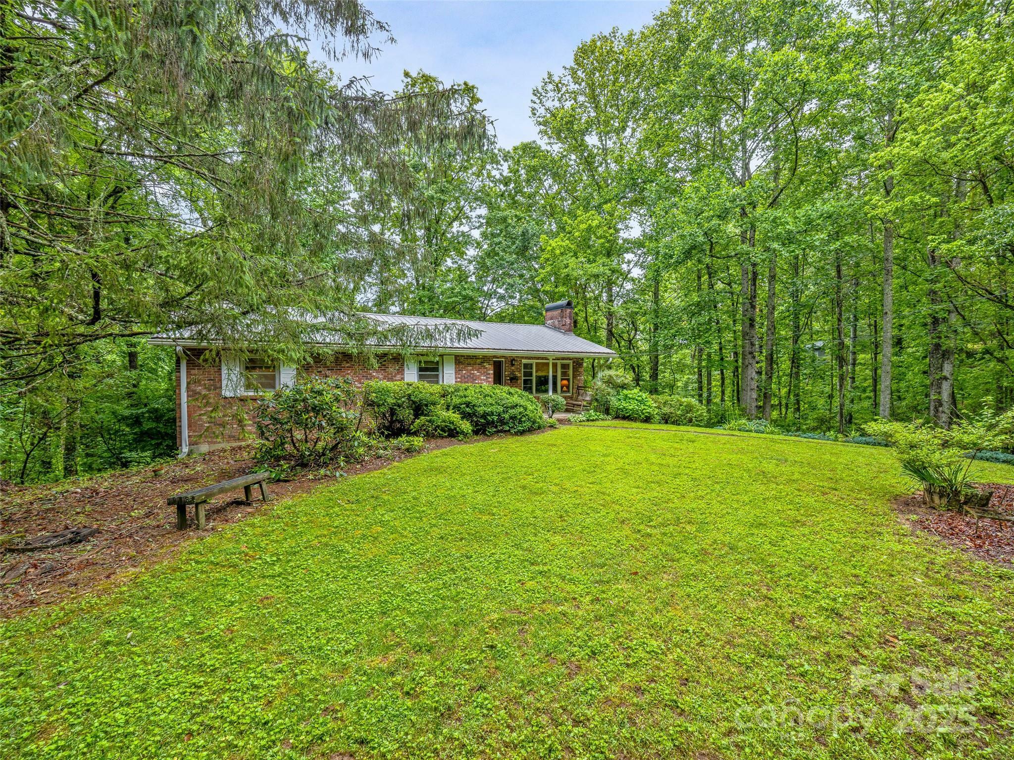 Photo de la propriété: 200 Valley Overlook Drive NC 28768