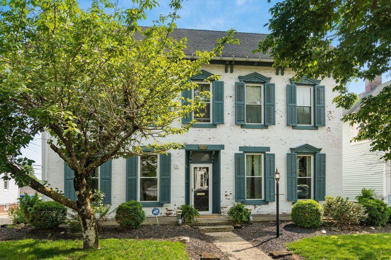 Property Photo: 369 E Main Street OH 43113