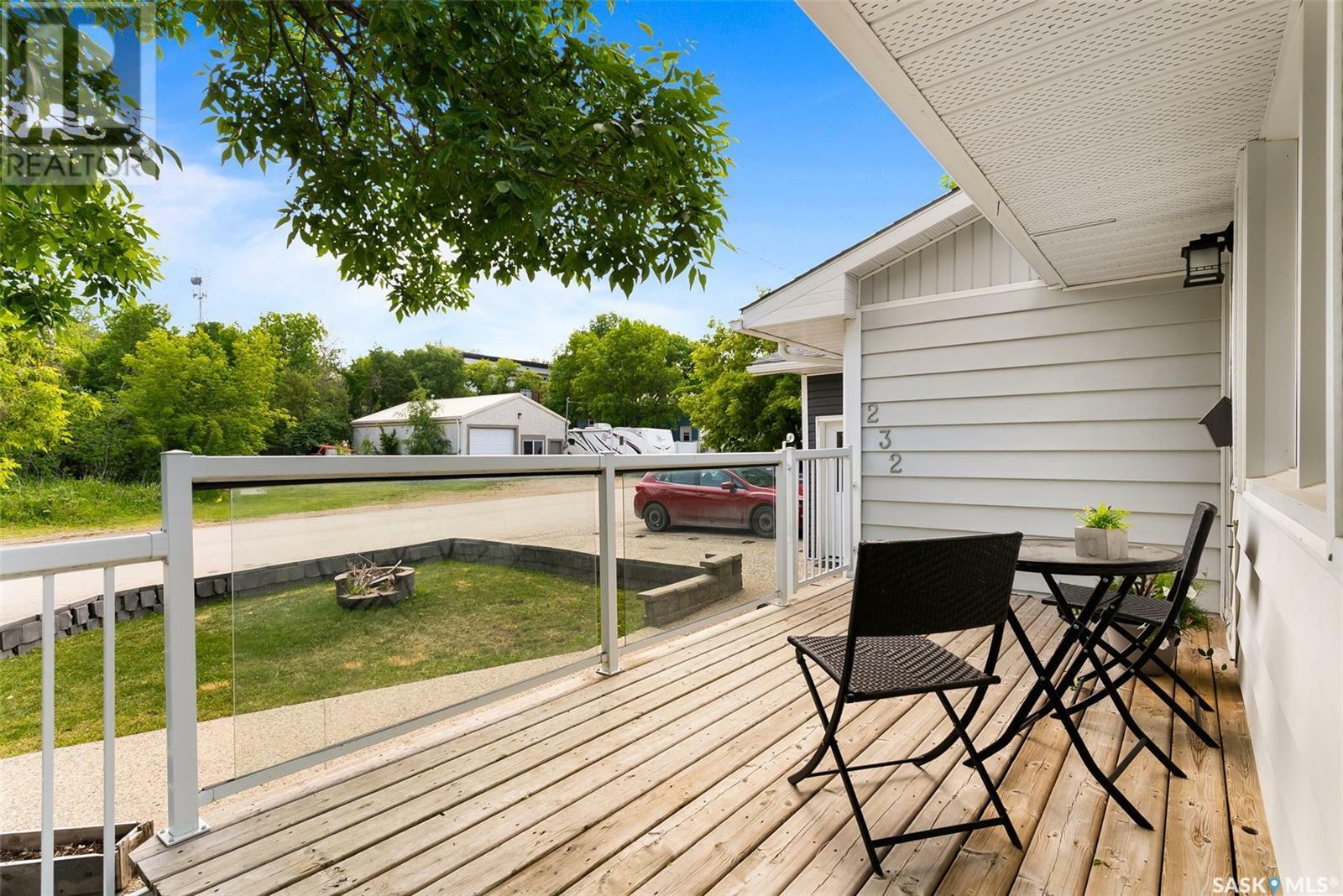 Property Photo: 232 1st Street E SK S0G 4C0