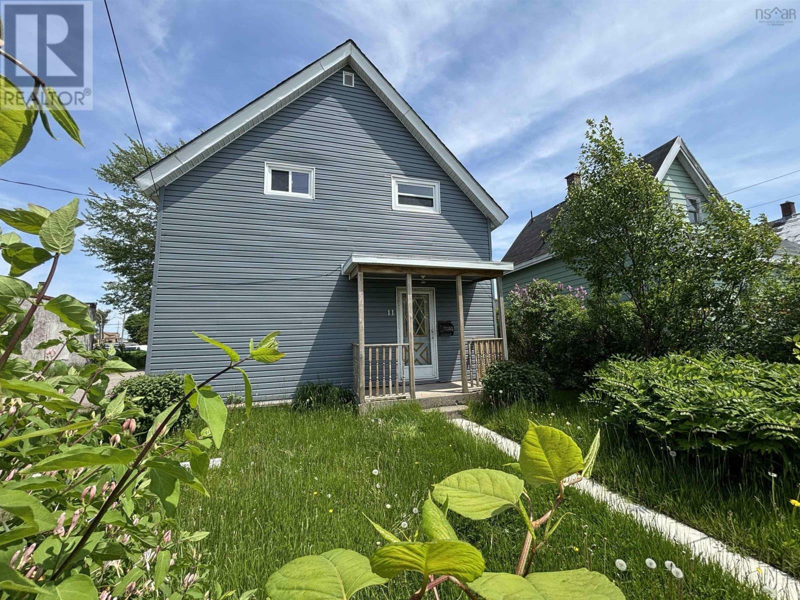 Property Photo:  11 Ashby  NS B1P 2R7 