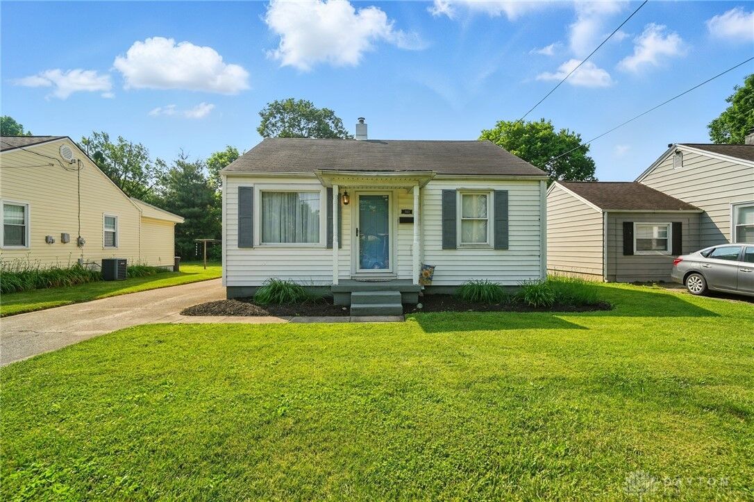 Property Photo:  3110 Yale Drive  OH 45042 