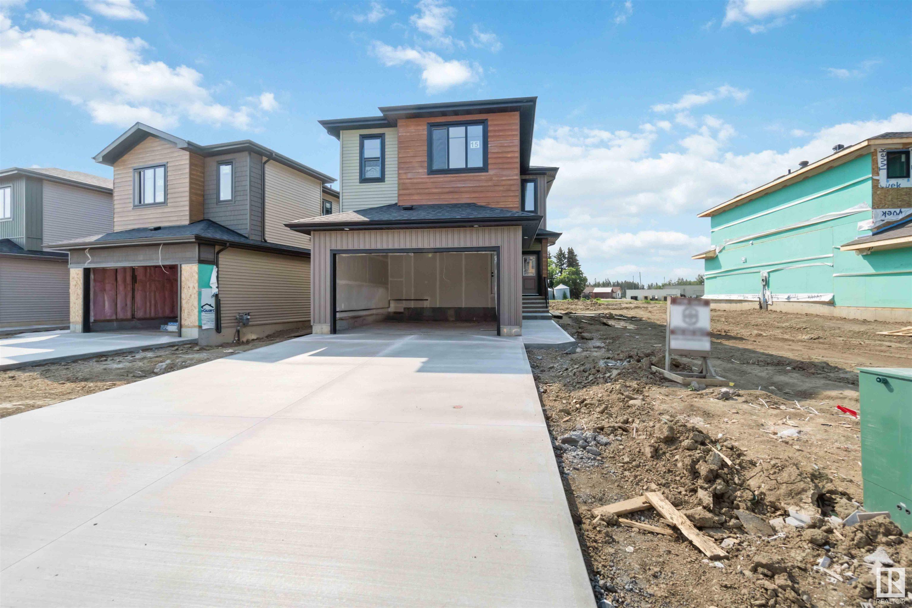 15 Tenuto Link  Spruce Grove AB T6X 0Z3 photo