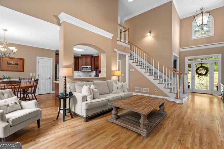 Property Photo:  1012 Chestnut Creek Drive  GA 30180 