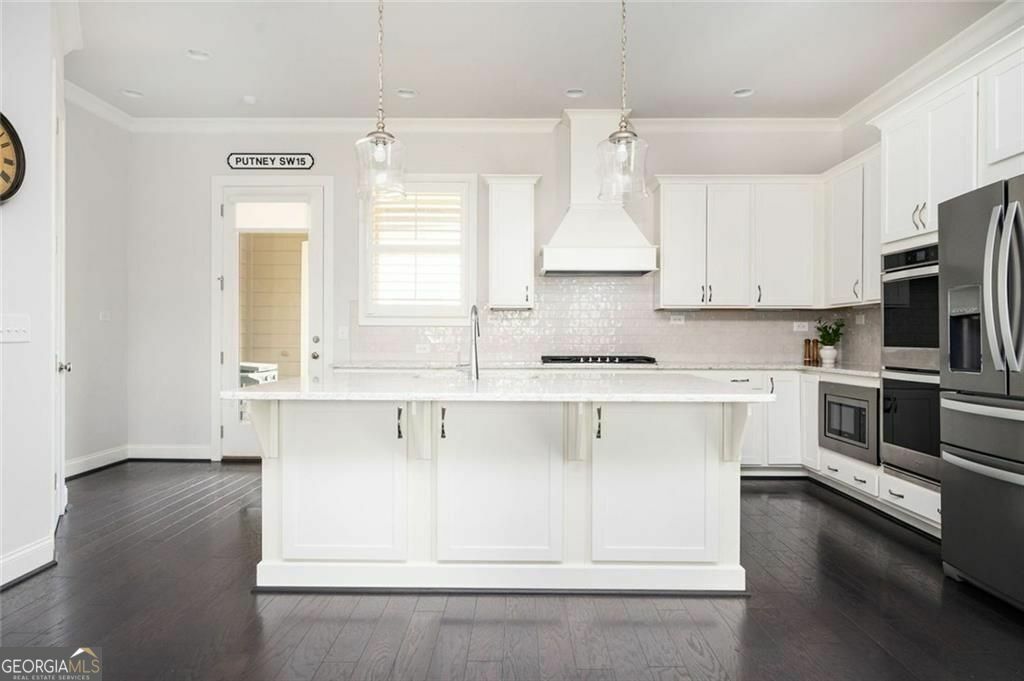 Property Photo:  2026 Forte Lane  GA 30009 