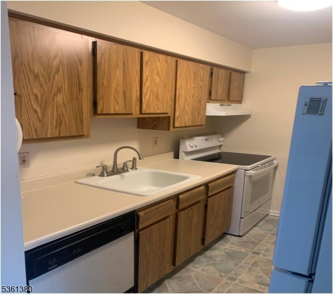Property Photo: 731 Belleville Ave B8 NJ 07109