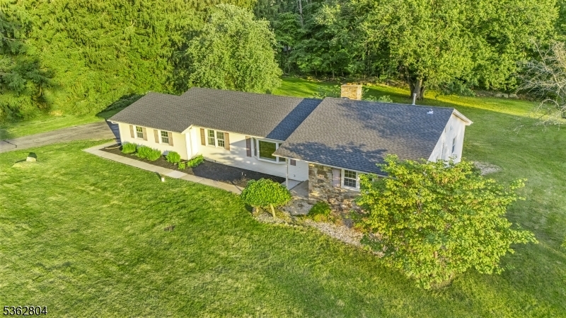 Property Photo: 4 Hickory Trl NJ 08822