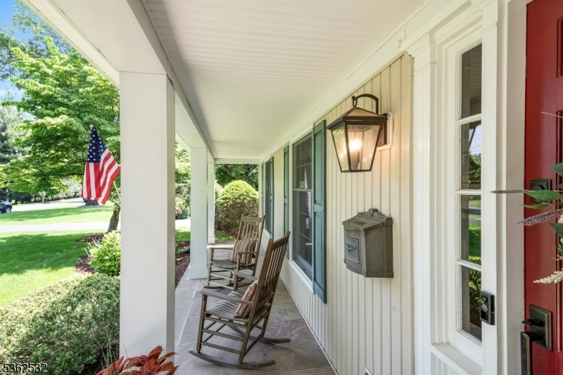 Property Photo:  418 Carlton Rd  NJ 07481 