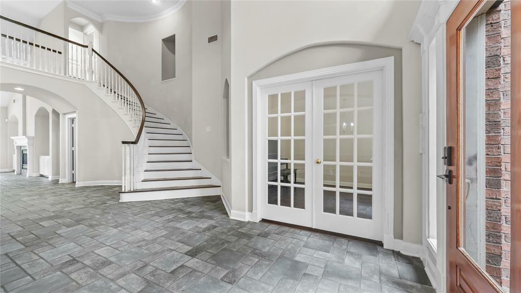 Property Photo: 9710 Sotherloch Lake Drive TX 77379