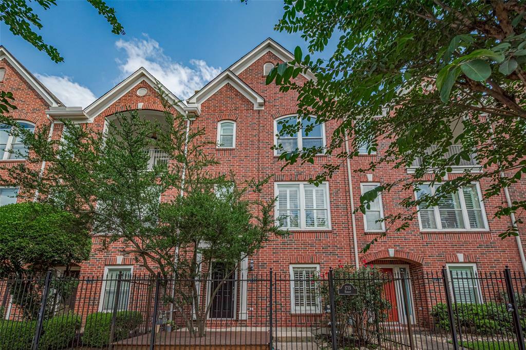 Property Photo: 1715 Hadley Street TX 77003