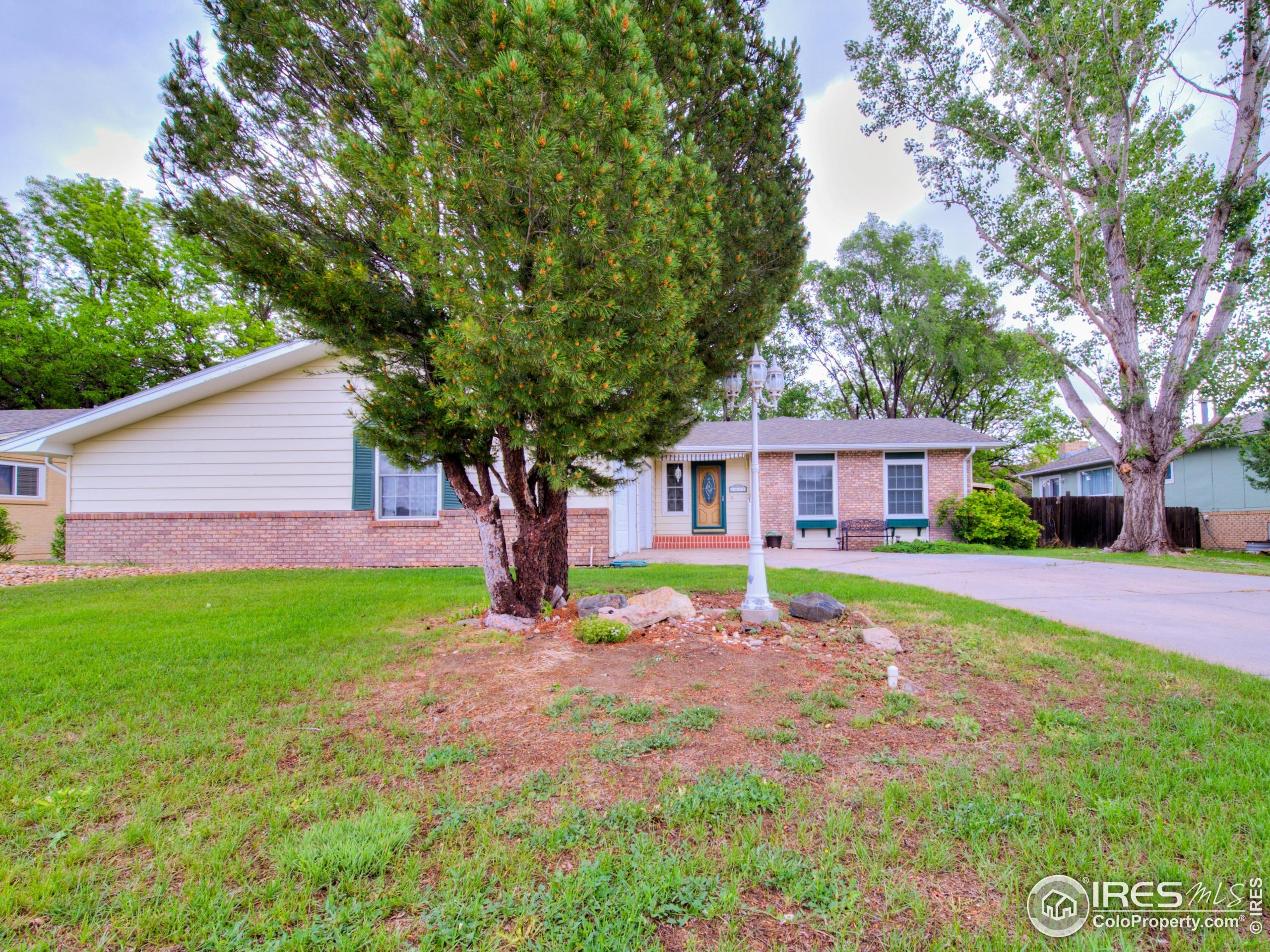 Property Photo:  1417 S 9th Ave  CO 80751 