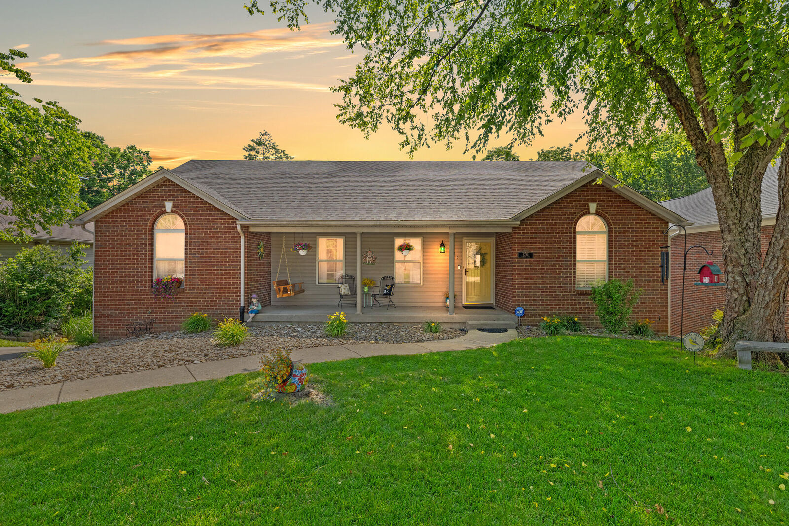 Property Photo:  1035 Tyburn Lane  KY 40601 