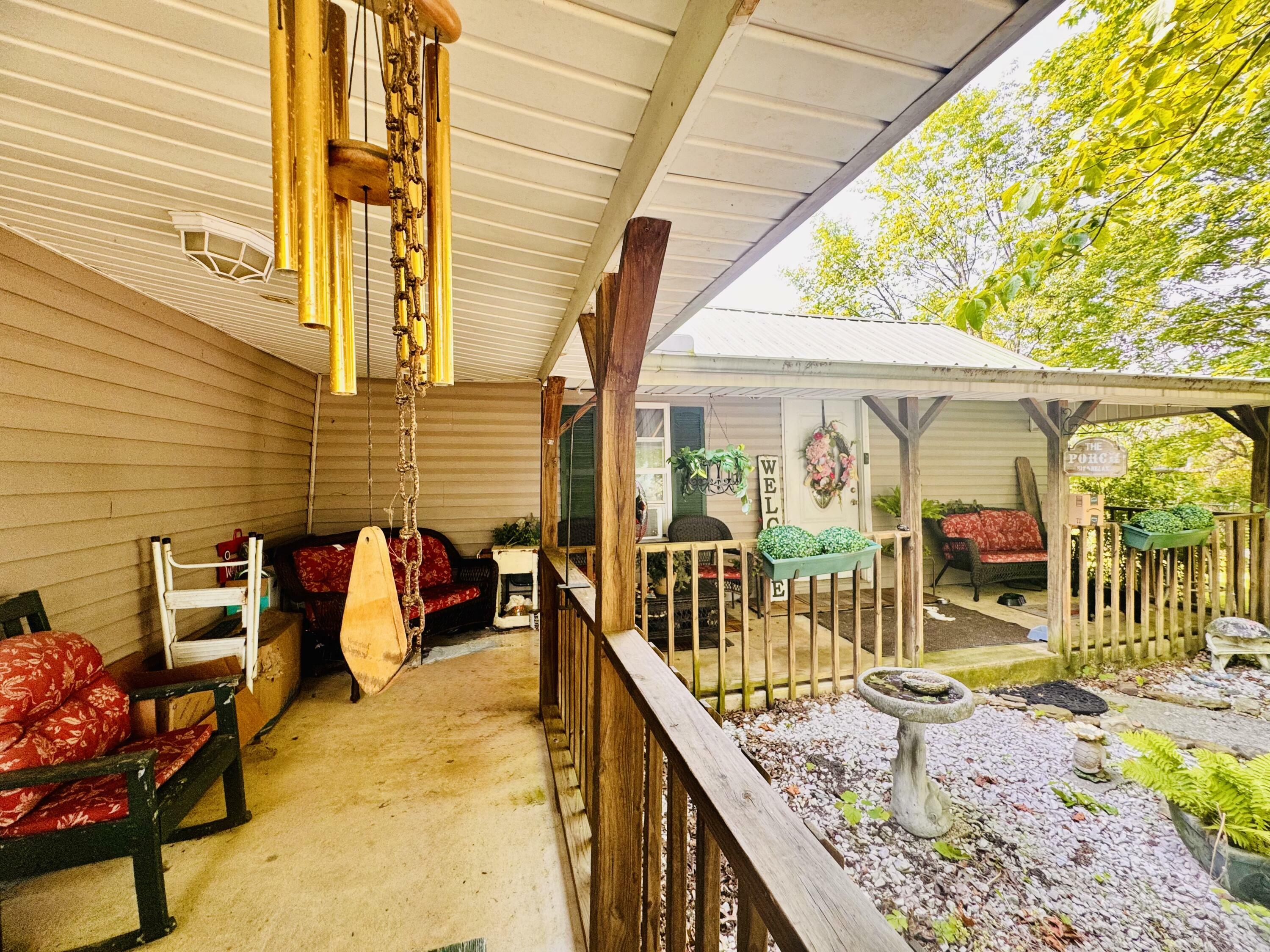 Property Photo: 1155 West Highway 1376 KY 40729