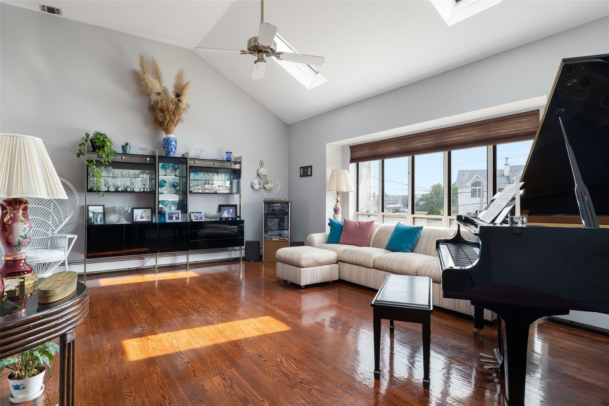 Property Photo: 2724 Beaver Turn NY 11783
