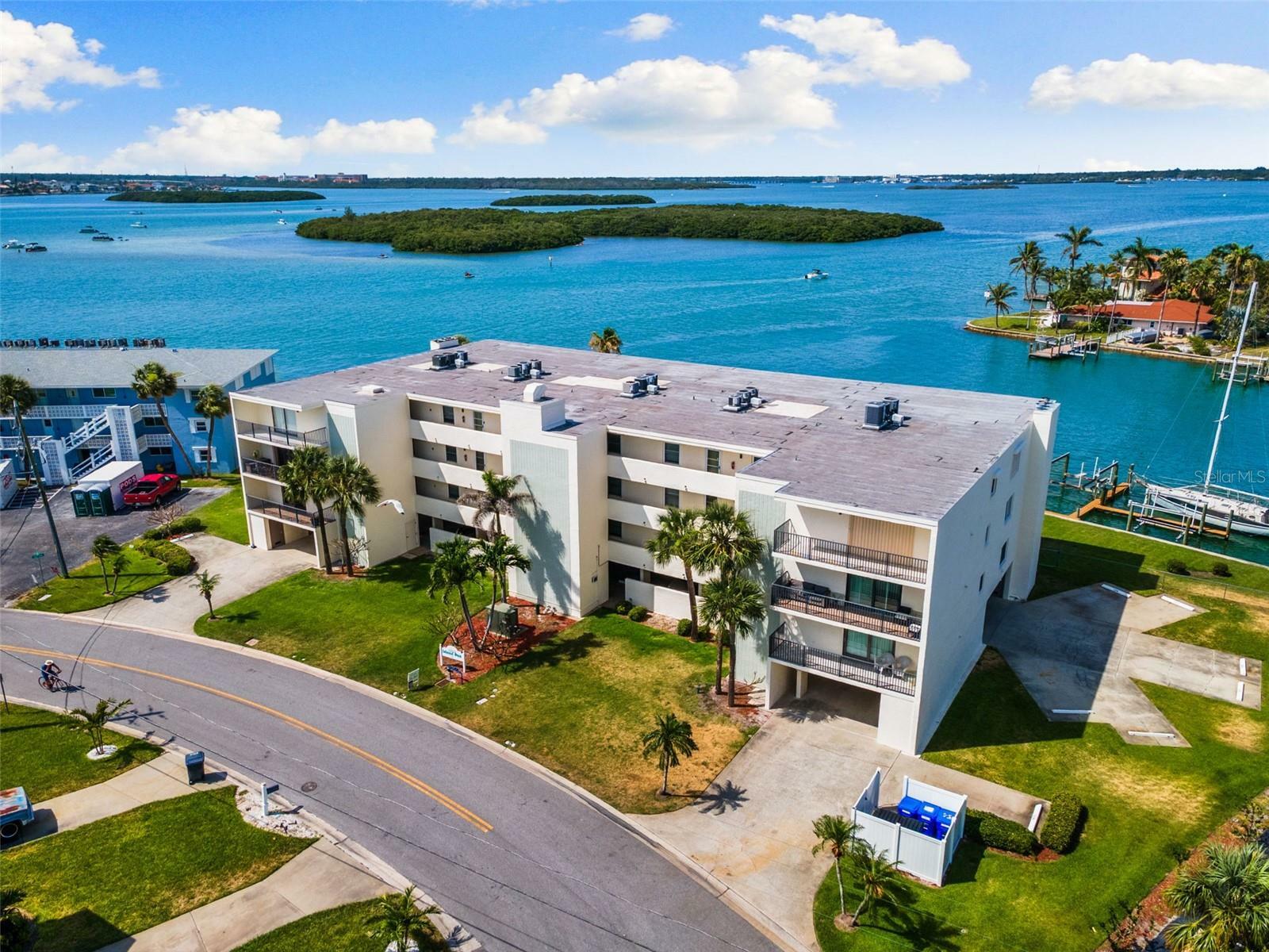 12525 3rd Street E 303  Treasure Island FL 33706 photo