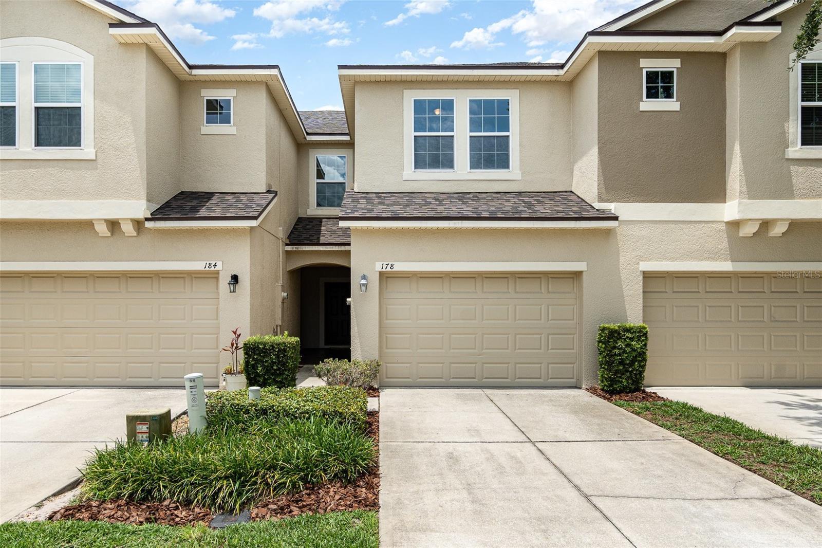 Property Photo: 178 Windflower Way FL 32765