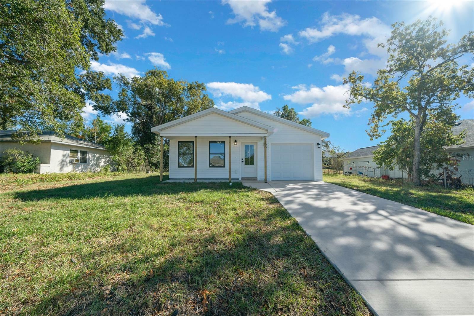 Property Photo:  14376 Earline Road  FL 34614 