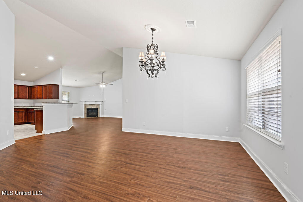 Property Photo: 6743 Jessie Hoyt Drive MS 38654
