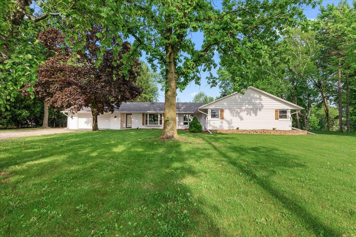 Property Photo: W132n12098 Mary Buth Ln WI 53022