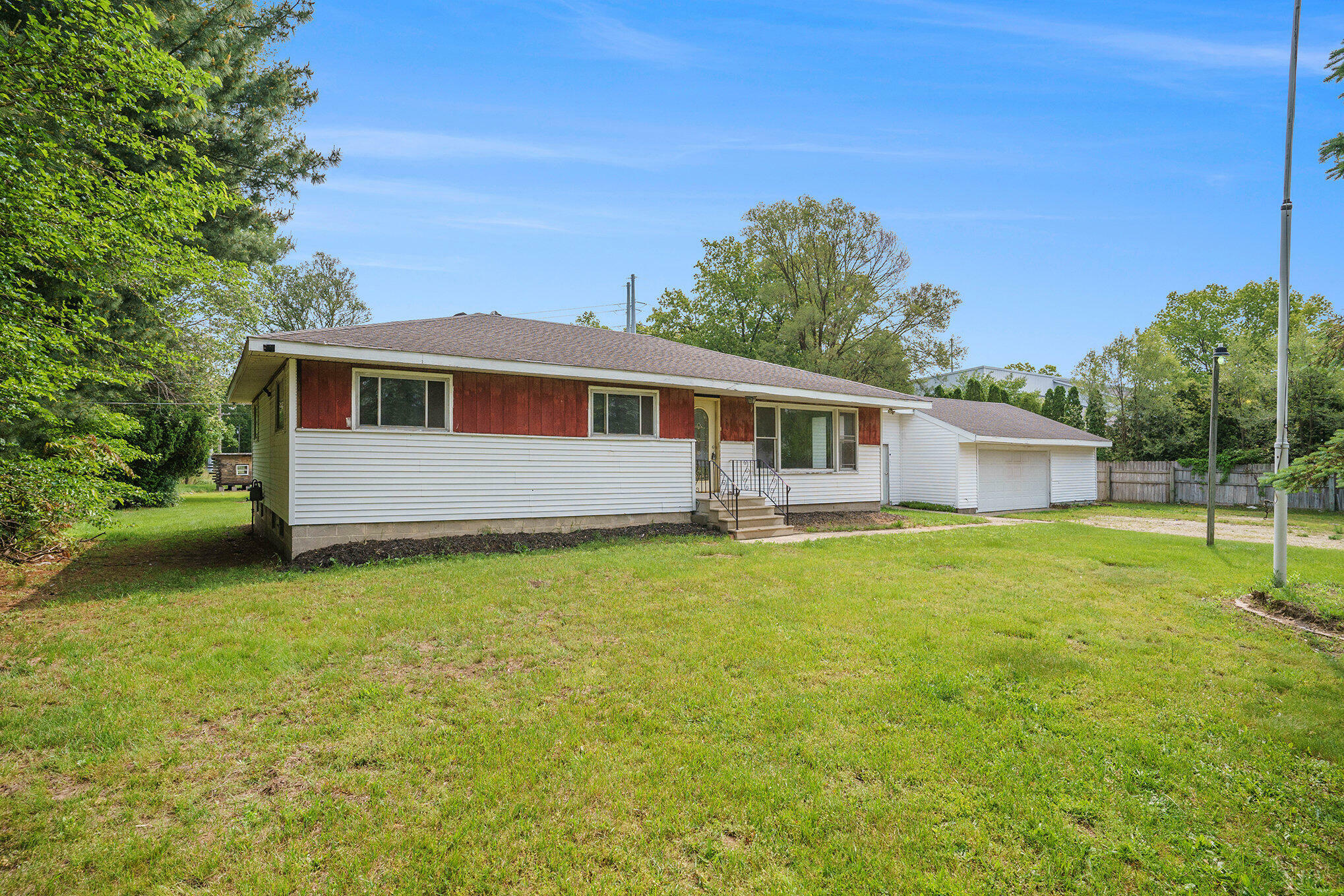 Property Photo: 61473 M 40 MI 49079