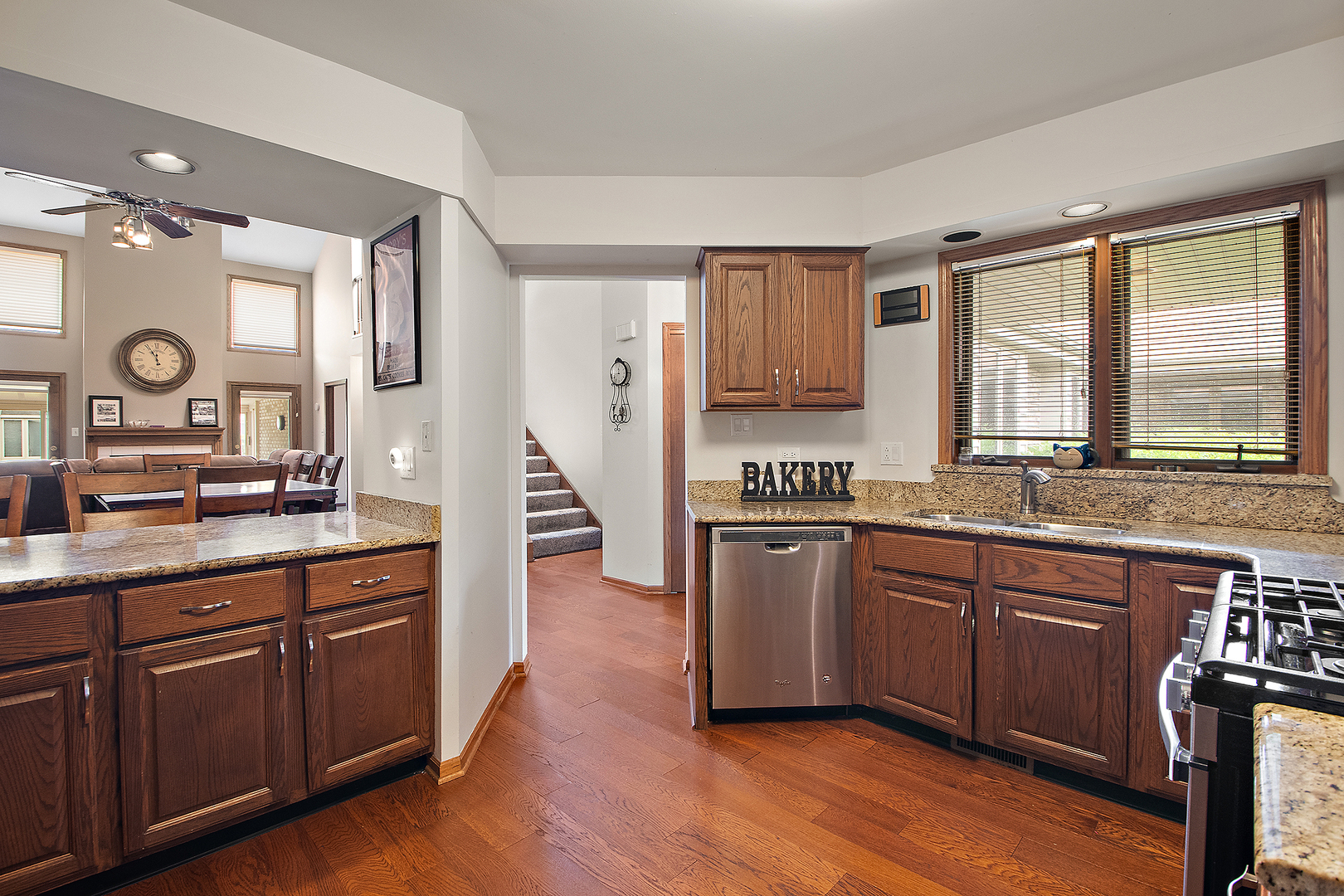 Property Photo: 18435 Lakeview Circle W IL 60477