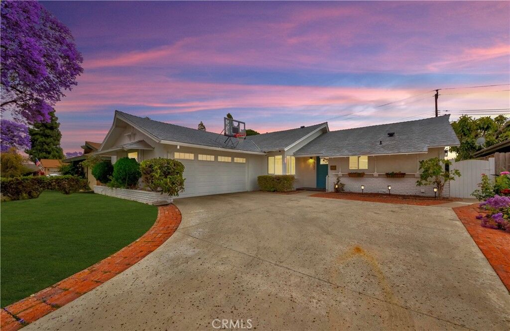 Property Photo:  16132 Grayville Drive  CA 90638 