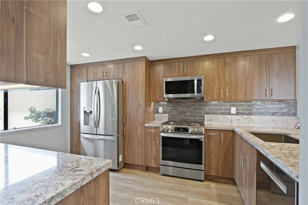 Property Photo: 3520 Paseo Flamenco CA 92672