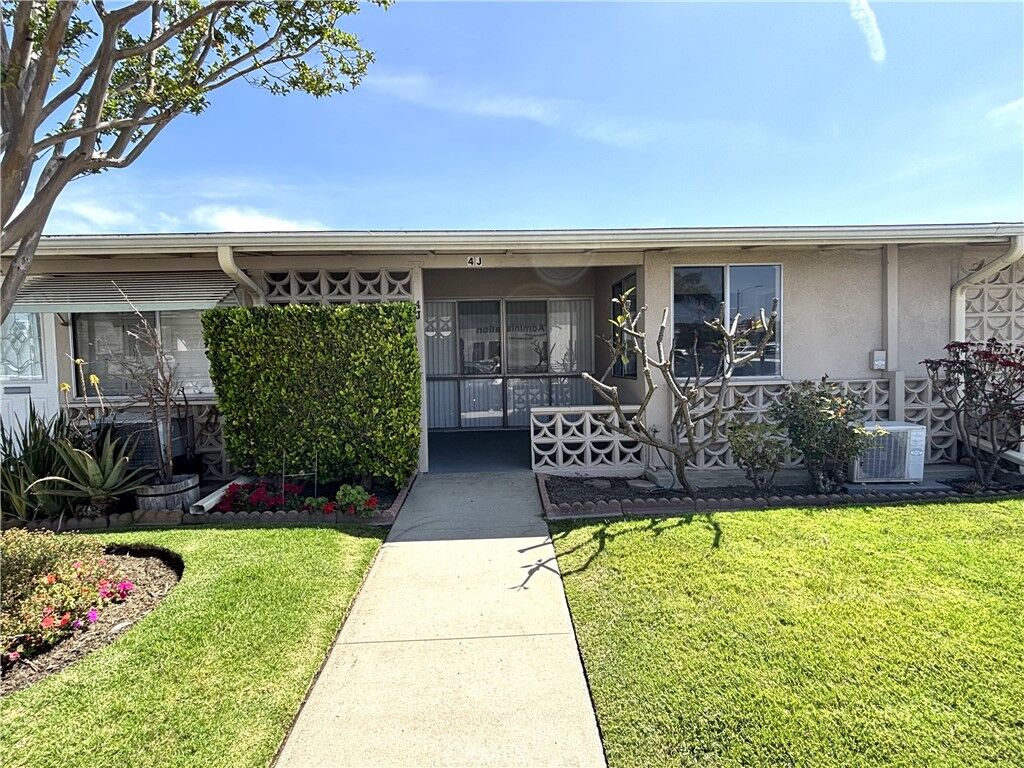 Property Photo:  13540 Saint Andrews Drive M14-4J  CA 90740 