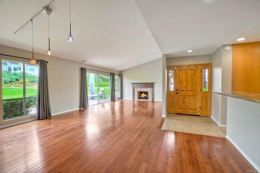 Property Photo:  730 W Solana Cir  CA 92075 