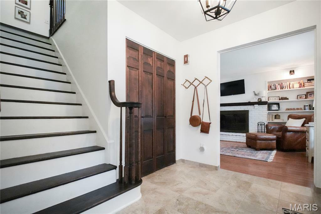 Property Photo: 8 Nantua Court MO 63367
