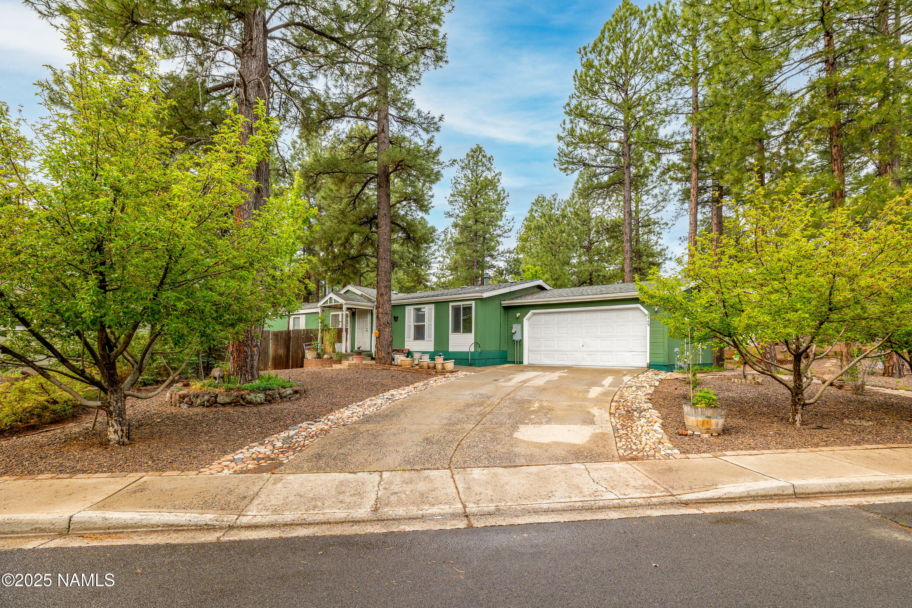 Property Photo: 2449 W Adirondack Avenue AZ 86001