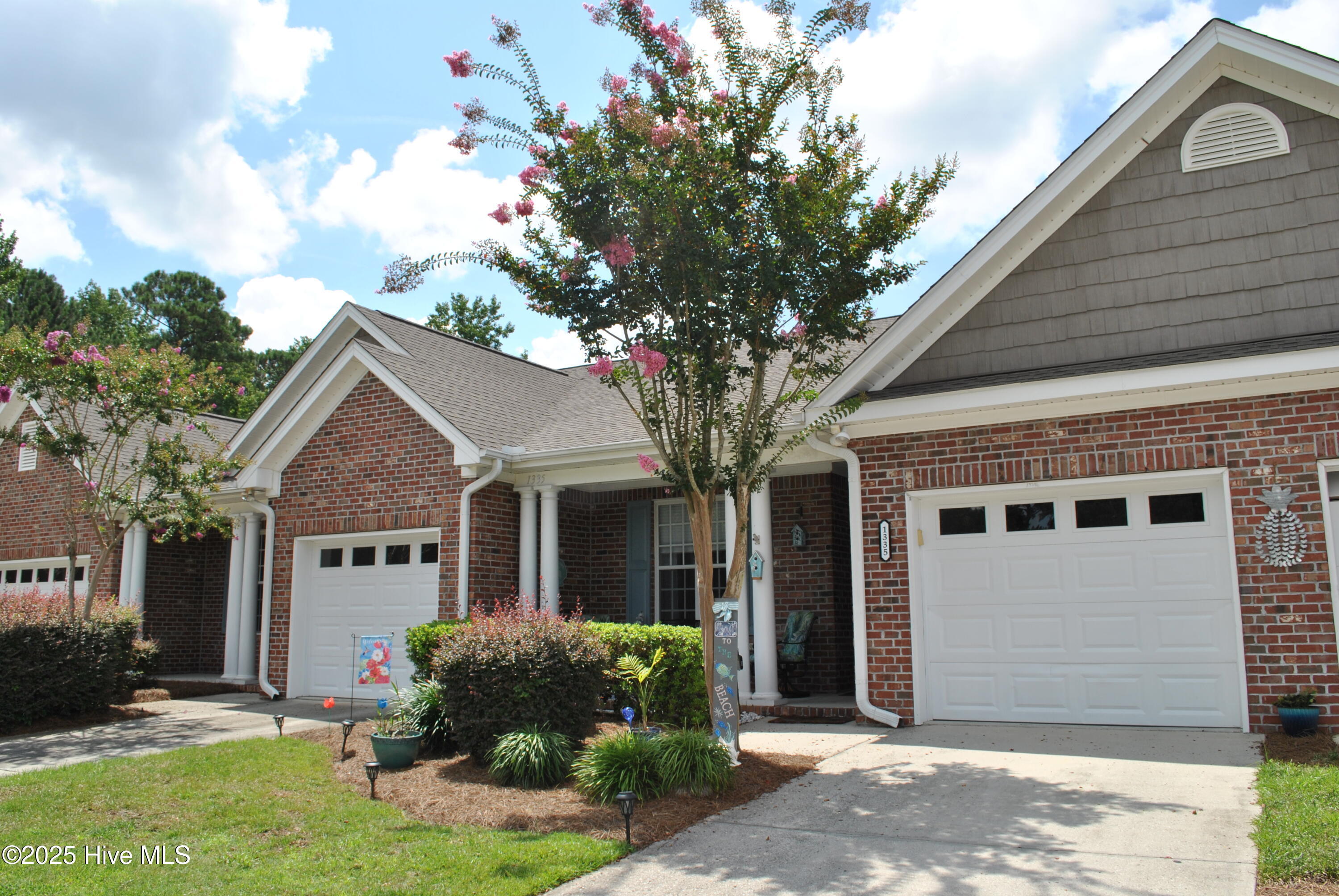 Property Photo: 1335 Arbor Ridge Way NC 28451