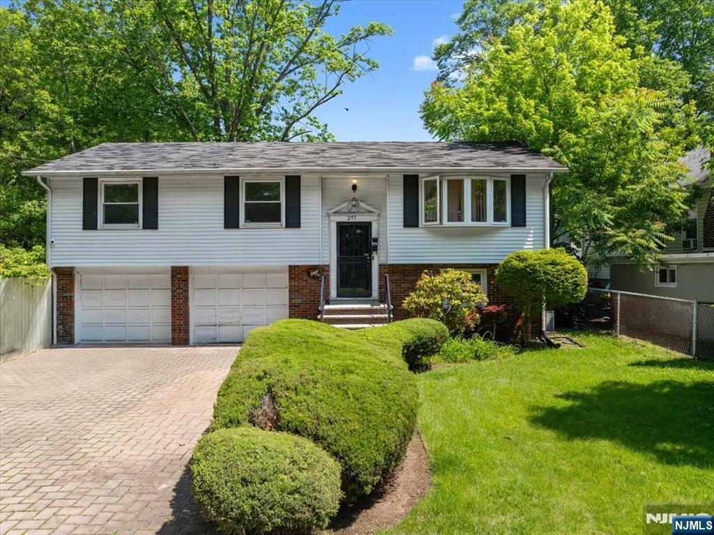 297 Genesee Avenue  Englewood NJ 07631 photo