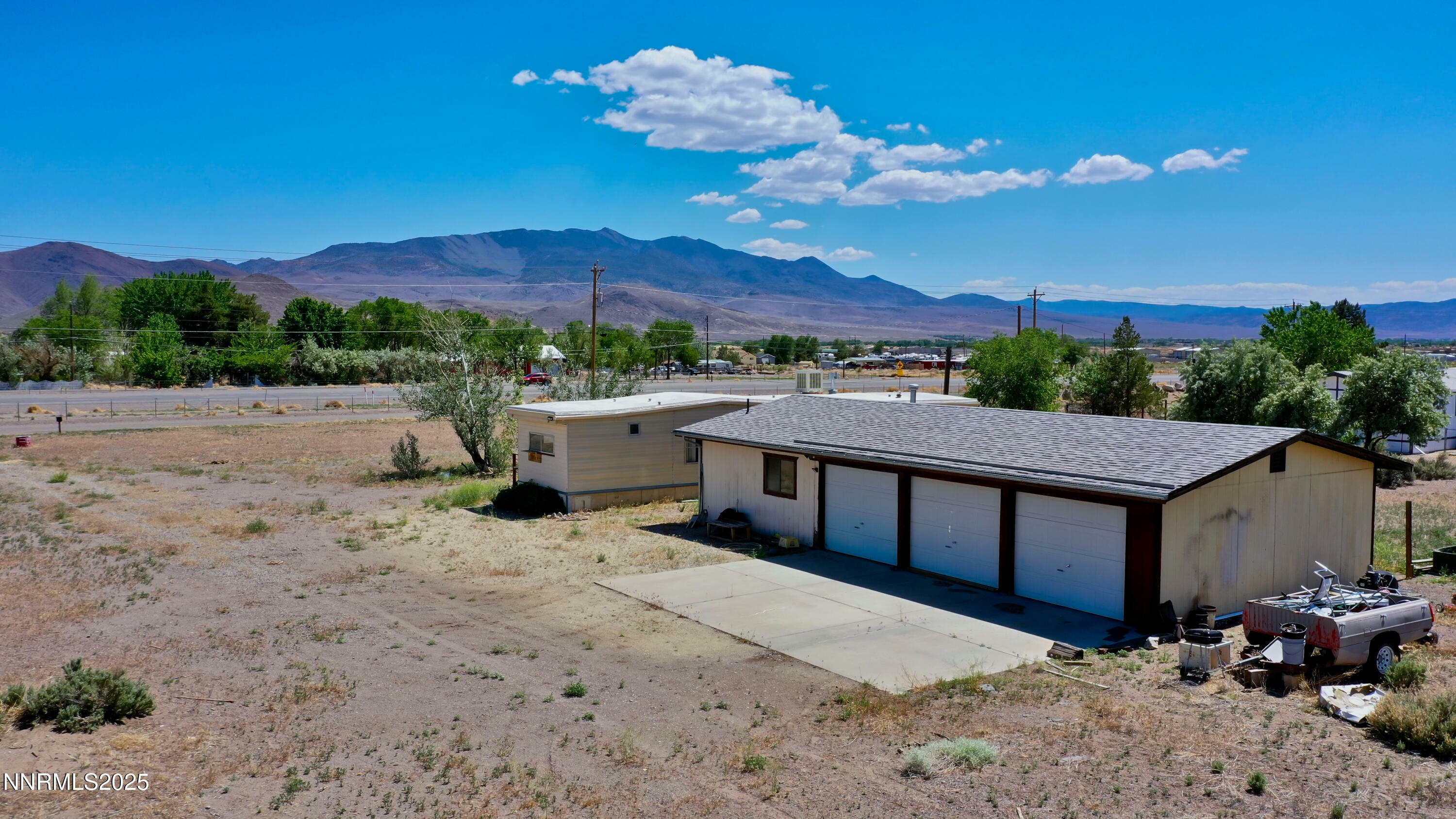 Property Photo: 7044 E US Highway 50 NV 89403