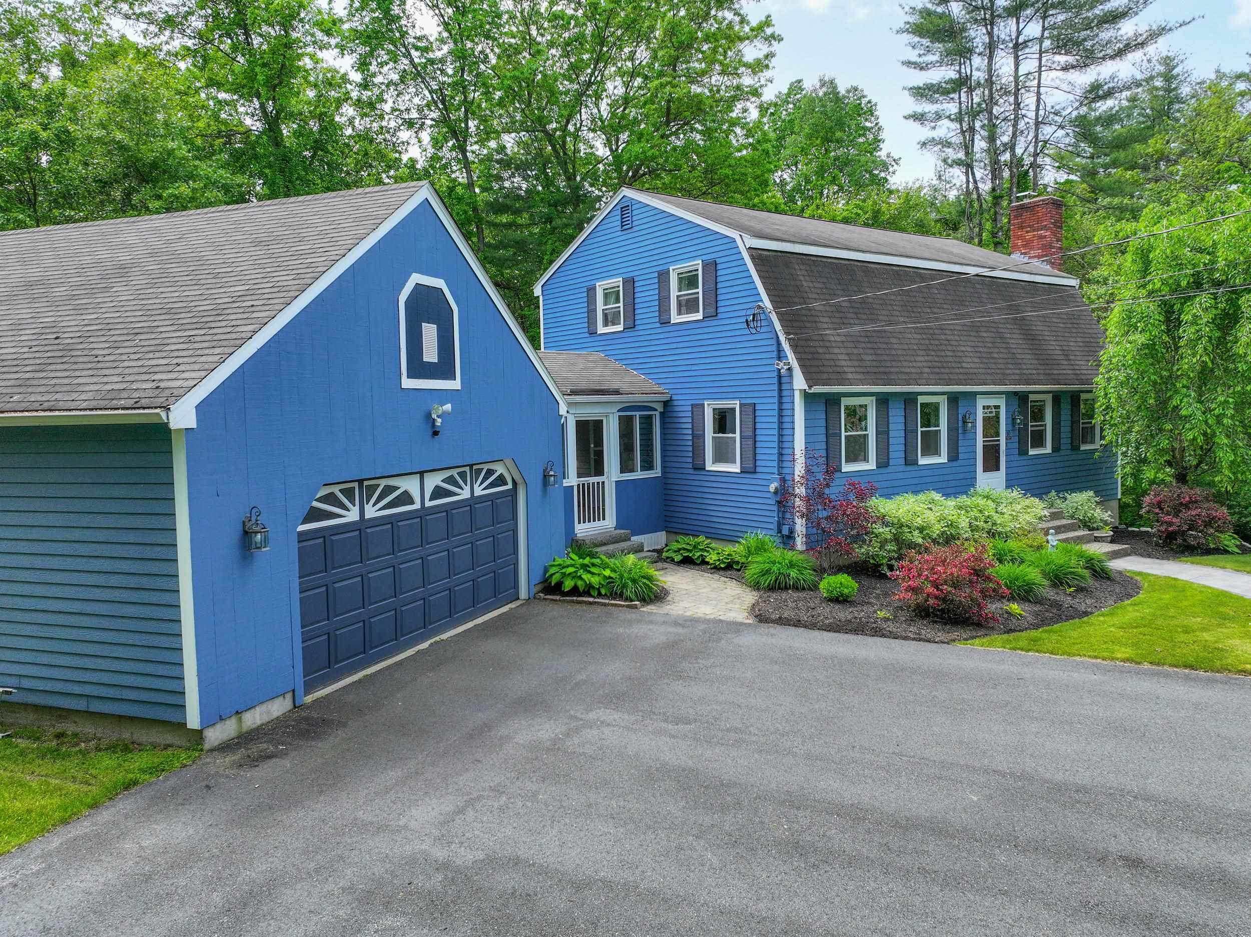 Property Photo: 10 Glendale Circle NH 03865