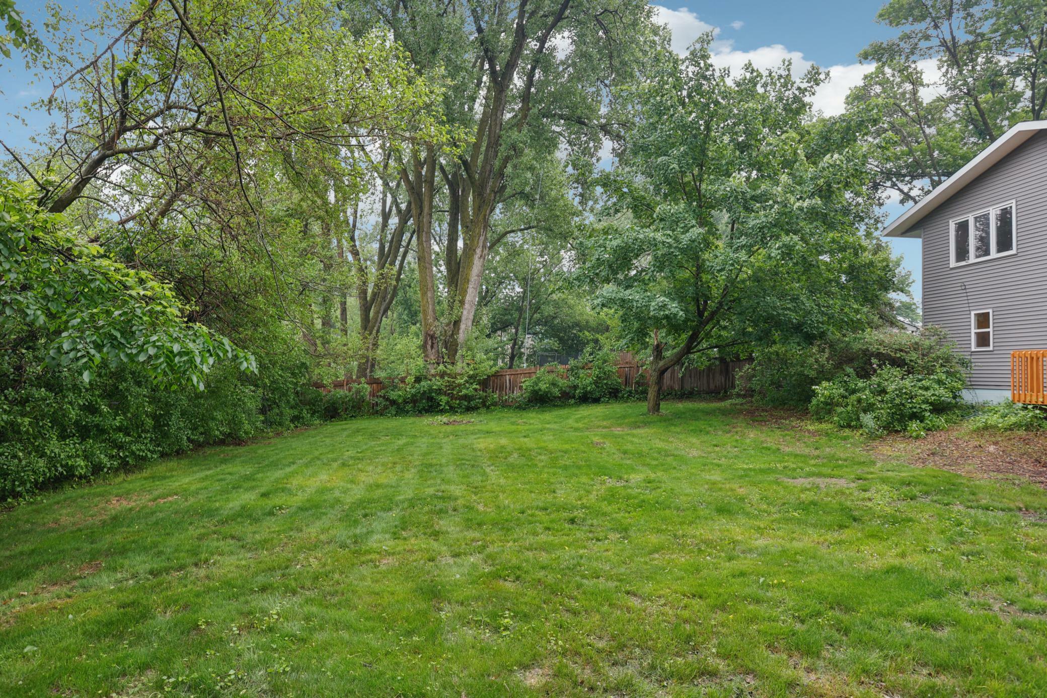 Property Photo:  11600 Oberlin Road  MN 55305 