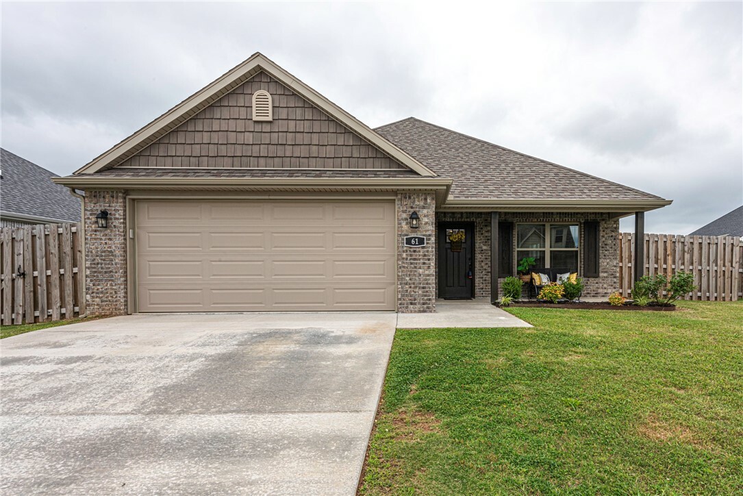 61 Manhattan  Fayetteville AR 72704 photo