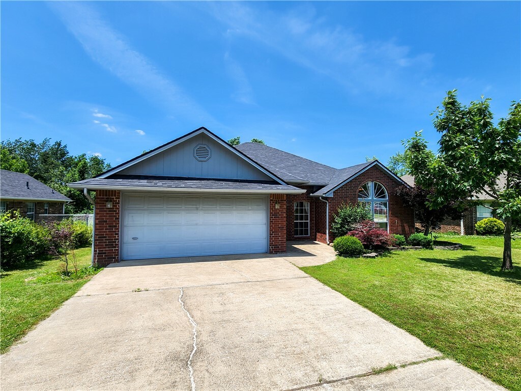 810 N 26th Street  Rogers AR 72756 photo