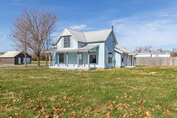 Property Photo:  904 Main Street  AR 72734 