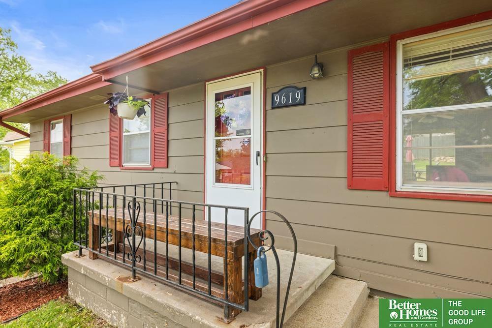 Property Photo:  9619 Emmet Street  NE 68134 