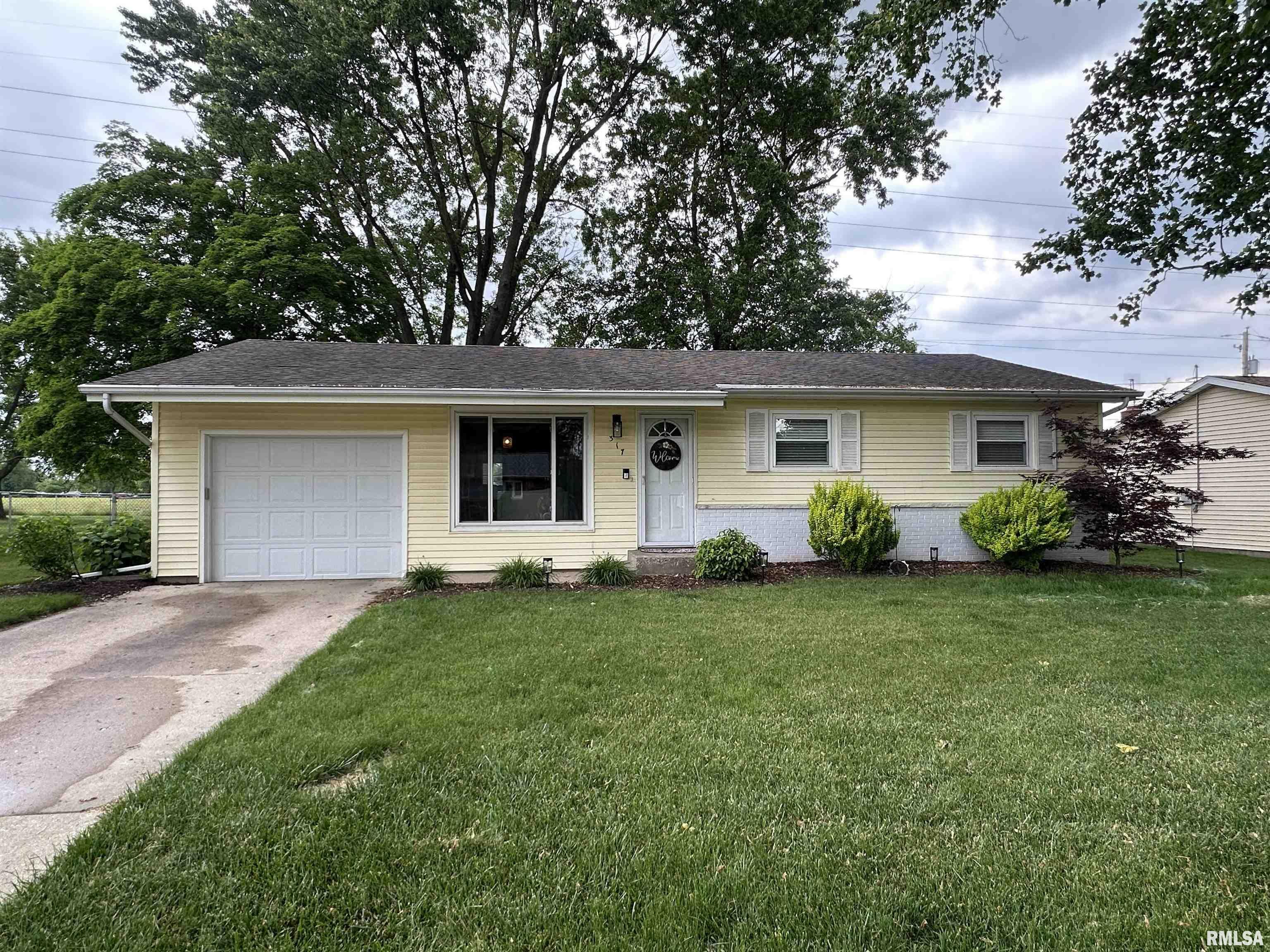 317 Circle Drive  Morton IL 61550 photo